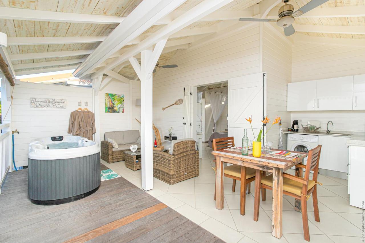 Bungalow Vanille Pacane - Vue Mer Avec Spa Prive Les Trois-Ilets Eksteriør bilde